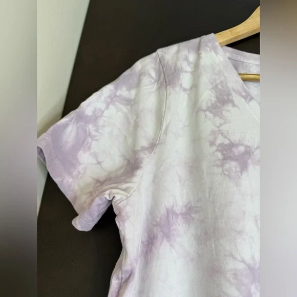 NWOT IVORY ELLA Light Purple T-Shirt - Picture 3 of 6